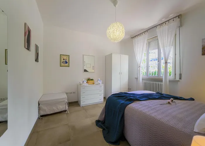 Lido Di Fermo-free Parking Miramare Apartment